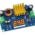 XH-M411 Step Up Boost Konvertor 3-35V na 5-45V 5A