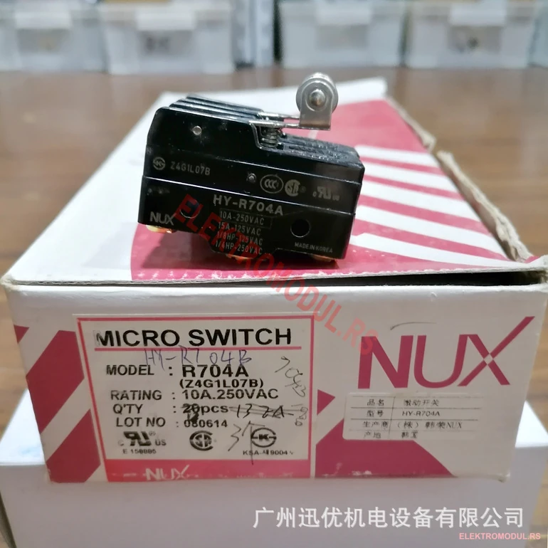 HY-R704A Mikro Prekidač HY-R704A mikro/krajnji prekidač 1NO+1NC